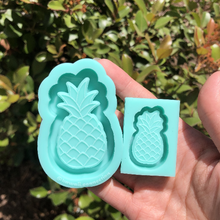 Load image into Gallery viewer, 1.5 or 2.5 inches Pineapple Fruit Backed Shaker Silicone Mold for Custom Resin Key Charms and Bow Center

