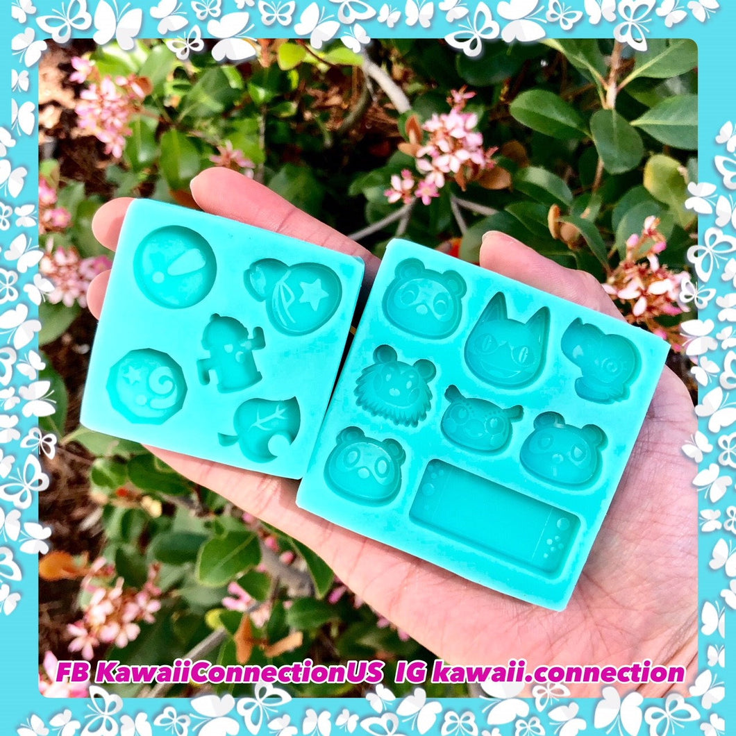 SET of 2 Animal Game Silicone Mold Palettes for Resin Pendants Charms Cabochons